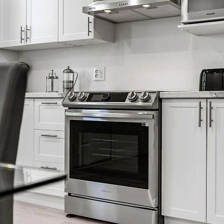 Appartement Haut De Gamme Ndg Монреаль Екстер'єр фото